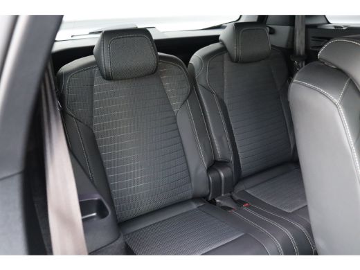 Peugeot 5008 1.2 HYBRID 145PK 7-ZITS GT AUTOMAAT / NAVI / LEDER / CLIMA / FULL-LED / 19" LMV / KEYLESS / CAMER... ActivLease financial lease