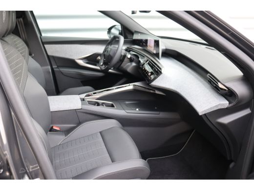 Peugeot 5008 1.2 HYBRID 145PK 7-ZITS GT AUTOMAAT / NAVI / LEDER / CLIMA / FULL-LED / 19" LMV / KEYLESS / CAMER... ActivLease financial lease