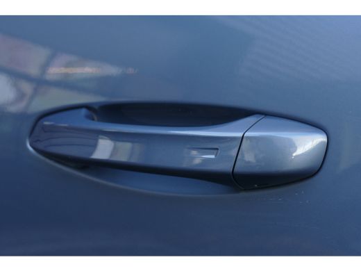 Peugeot 5008 1.2 HYBRID 145PK GT AUTOMAAT / NAVI /CLIMA / PDC / 19"LMV / CAMERA / ELEKTR. ACHTERKLEP / KEYLESS... ActivLease financial lease