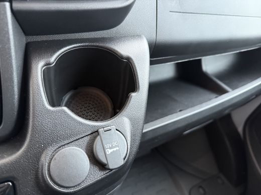 Peugeot Boxer 2.2 BlueHDi 140pk L2H2 3.5t | NIEUW BPM VRIJ! | Achteruitrijcamera | Airco | Apple Carplay/Androi... ActivLease financial lease