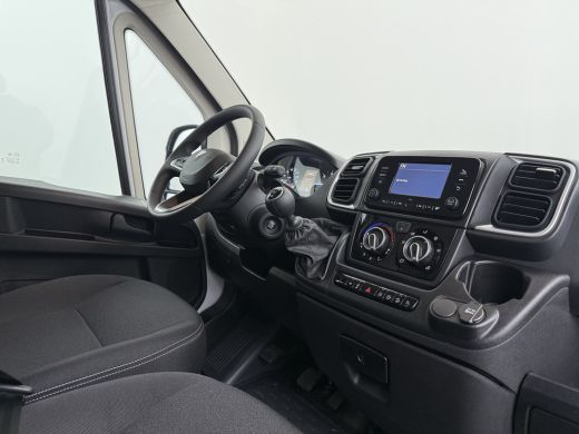 Peugeot Boxer 2.2 BlueHDi 140pk L2H2 3.5t | NIEUW BPM VRIJ! | Achteruitrijcamera | Airco | Apple Carplay/Androi... ActivLease financial lease