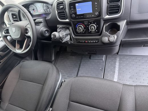 Peugeot Boxer 2.2 BlueHDi 140pk L2H2 3.5t | NIEUW BPM VRIJ! | Achteruitrijcamera | Airco | Apple Carplay/Androi... ActivLease financial lease