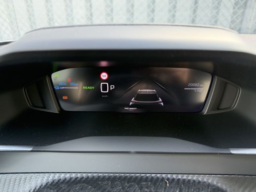 Peugeot e-2008 EV Allure 50 kWh (Keyless Entry - LED - Parkeersensoren V+A - Navigatie - Automatische Airco - 3D... ActivLease financial lease