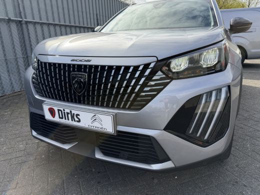 Peugeot e-2008 EV Allure 50 kWh (Keyless Entry - LED - Parkeersensoren V+A - Navigatie - Automatische Airco - 3D... ActivLease financial lease