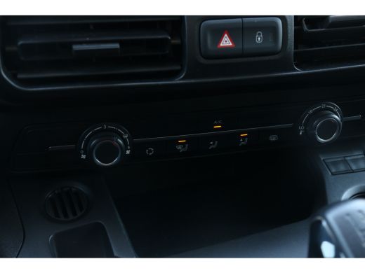 Peugeot Partner 1.5 BlueHDI Premium 75PK| Airco | Carplay | Trekhaak | PDC achter | | Cruise | Trekhaak | Airco | ActivLease financial lease