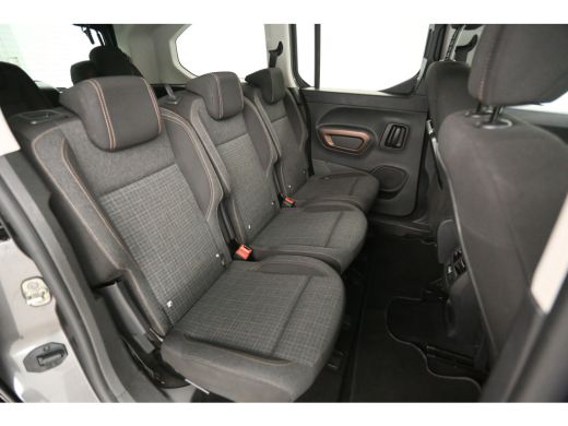 Peugeot Rifter 1.2 Puretech L2 GT 7p. 131PK | Aut. | Clima | Camera | Adap. Cruise | 2xSchuifdeur | Carplay ActivLease financial lease
