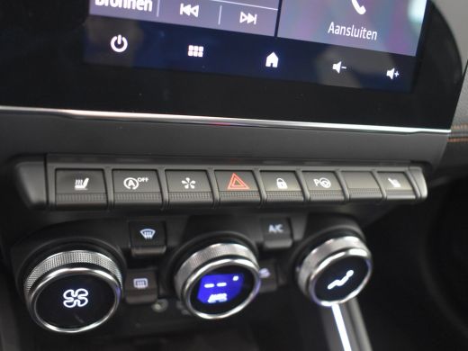 Renault Clio 1.0 TCe Initiale Paris 90pk | Lederen bekleding | Dodehoekdetectie | Bose audio | Navigatie | Key... ActivLease financial lease