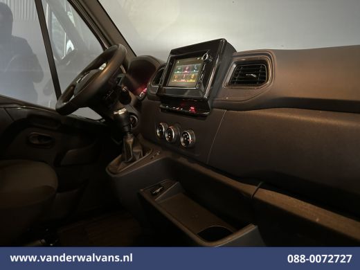 Renault Master 2.3 dCi 136pk L3H2 Euro6 Airco | Camera | Navigatie | LED | Cruisecontrol | 2500kg Trekhaak Parke... ActivLease financial lease