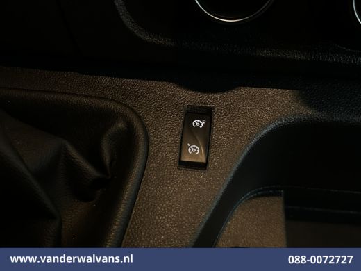 Renault Master 2.3 dCi 136pk L3H2 Euro6 Airco | Camera | Navigatie | LED | Cruisecontrol | 2500kg Trekhaak Parke... ActivLease financial lease