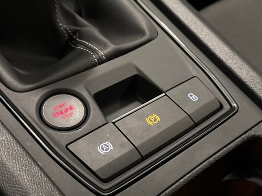 Seat Leon Sportstourer 1.0 TSI Reference Climate | Cruise | Apple Carplay/Android Auto | | Achterbank in de... ActivLease financial lease