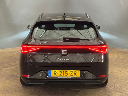 Seat Leon Sportstourer 1.0 TSI Reference Climate | Cruise | Apple Carplay/Android Auto | | Achterbank in de... ActivLease financial lease