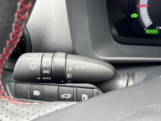 Toyota C-HR 2.0 Hybrid 200 GR SPORT PLUS **GEHEUGEN STOEL/ 360 CAMERA/ DODEHOEKDETECTIE** ActivLease financial lease