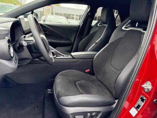 Toyota C-HR 2.0 Hybrid 200 GR SPORT PLUS **GEHEUGEN STOEL/ 360 CAMERA/ DODEHOEKDETECTIE** ActivLease financial lease