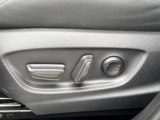 Toyota C-HR 2.0 Hybrid 200 GR SPORT PLUS **GEHEUGEN STOEL/ 360 CAMERA/ DODEHOEKDETECTIE** ActivLease financial lease