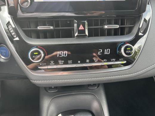 Toyota Corolla Touring Sports 1.8 Hybrid Dynamic | Navigatie | Apple CarPlay/Android auto | Achteruitrijcamera | Parkeersensoren ActivLease financial lease