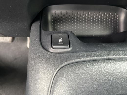 Toyota Corolla Touring Sports 1.8 Hybrid Dynamic | Navigatie | Apple CarPlay/Android auto | Achteruitrijcamera | Parkeersensoren ActivLease financial lease