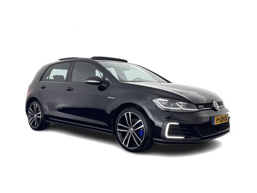 Volkswagen Golf 1.4 TSI PHEV GTE (Plug-in) (INCL-BTW) Aut. *PANO | ADAPTIVE-CRUISE | FULL-LED | DIGI-COCKPIT | BL...