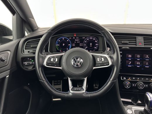 Volkswagen Golf 1.4 TSI PHEV GTE (Plug-in) (INCL-BTW) Aut. *PANO | ADAPTIVE-CRUISE | FULL-LED | DIGI-COCKPIT | BL... ActivLease financial lease