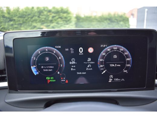 Volkswagen T-Roc R-Line First Edition | CAMERA | STOEL.VERW | IQ.LIGHTS | LED | APP.CONNECT | 3-ZONE CLIMA | BLACK... ActivLease financial lease