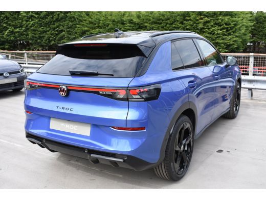 Volkswagen T-Roc R-Line First Edition | CAMERA | STOEL.VERW | IQ.LIGHTS | LED | APP.CONNECT | 3-ZONE CLIMA | BLACK... ActivLease financial lease