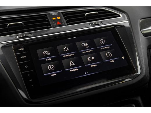 Volkswagen Tiguan 1.4 TSI eHybrid 245PK Elegance | Trekhaak | Panoramadak | Leder | 360 Camera | Stoelen Elektrisch... ActivLease financial lease