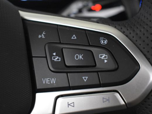 Volkswagen Tiguan 1.5 eHybrid R-Line Edition 272pk DSG/AUTO | Lederen bekleding | Head-up display | Elektrisch vers... ActivLease financial lease