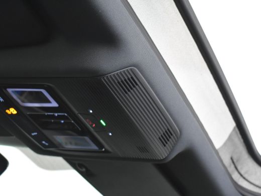 Volkswagen Tiguan 1.5 eHybrid R-Line Edition 272pk DSG/AUTO | Lederen bekleding | Head-up display | Elektrisch vers... ActivLease financial lease