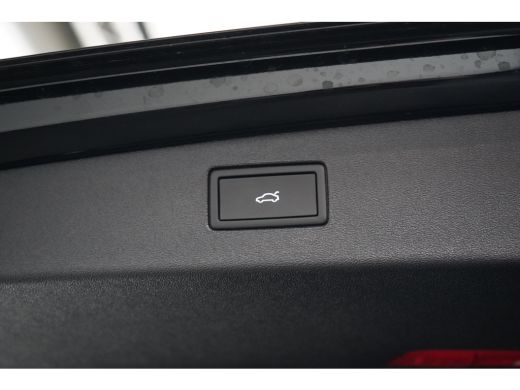 Volkswagen Tiguan 1.5 eTSI 150 pk Life Edition 7-DSG | Trekhaak | Achteruitrijcamera | Apple Carplay | Climatronic | ActivLease financial lease