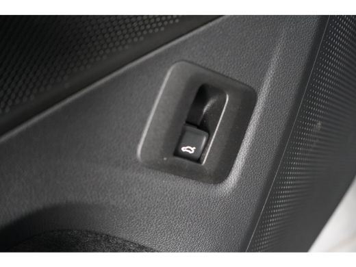 Volkswagen Tiguan 1.5 eTSI 150 pk Life Edition 7-DSG | Trekhaak | Achteruitrijcamera | Apple Carplay | Climatronic | ActivLease financial lease