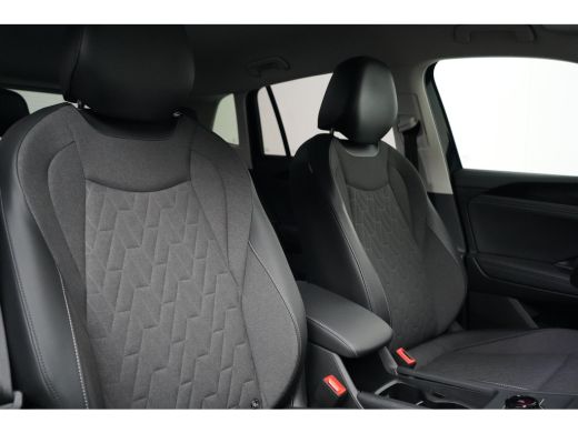 Volkswagen Tiguan 1.5 eTSI 150 pk Life Edition 7-DSG | Trekhaak | Achteruitrijcamera | Apple Carplay | Climatronic | ActivLease financial lease