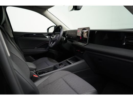 Volkswagen Tiguan 1.5 eTSI 150 pk Life Edition 7-DSG | Trekhaak | Achteruitrijcamera | Apple Carplay | Climatronic | ActivLease financial lease