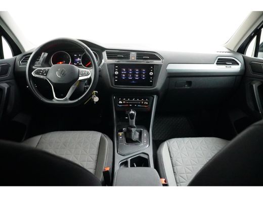 Volkswagen Tiguan 1.5 TSI 150 PK DSG Life Business | CAMERA ACHTER | STUUR + STOELVERW. | ADAPT. CRUISE | APP. CONN... ActivLease financial lease