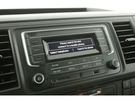 Volkswagen Transporter 2.0 TSI L1H1 150PK | BENZINE | Airco | 3 Zits | Parkeersensoren | Elektrpakket ActivLease financial lease