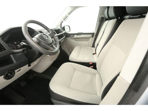 Volkswagen Transporter 2.0 TSI L1H1 150PK | BENZINE | Airco | 3 Zits | Parkeersensoren | Elektrpakket ActivLease financial lease