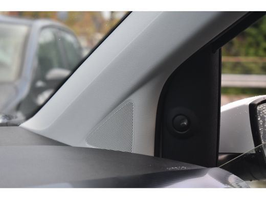 Volkswagen up! 1.0 MPI 65PK VERLENGDE GARANTIE | NAVI VIA APP | AIRCO | 14 INCH | DAB+ | START/ STOP SYSTEEM | LED ActivLease financial lease