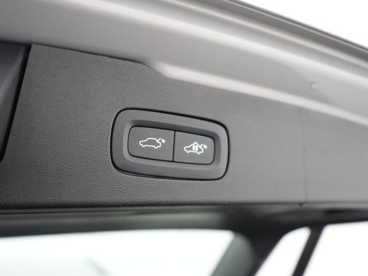 Volvo  V60 2.0 T6 Plug-in hybrid AWD Plus Dark | 360&deg; Camera | Harman Kardon | Nappa Sportstoelen | Adaptive... ActivLease financial lease