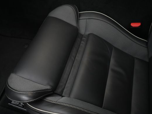 Volvo  V60 2.0 T6 Plug-in hybrid AWD Plus Dark | 360&deg; Camera | Harman Kardon | Nappa Sportstoelen | Adaptive... ActivLease financial lease