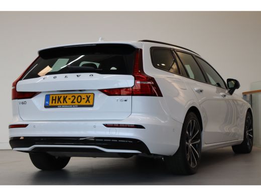 Volvo  V60 T6 350PK AWD Plus Dark | Trekhaak | 360&deg; | Contourstoelen | HK | All Season ActivLease financial lease