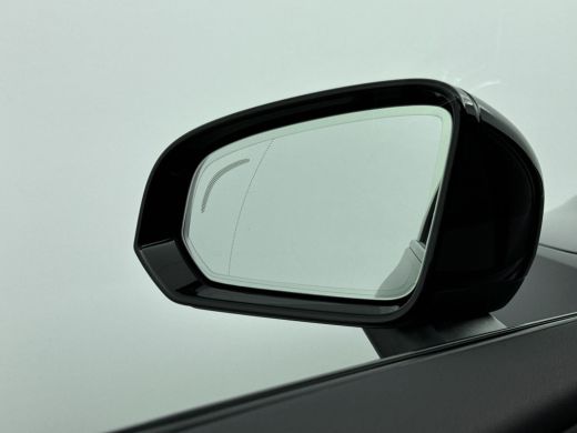 Volvo  V60 T6 Plug-in hybrid Plus Dark Long Range | Leder | Keyless Entry | 19'' | Memory| Intellisafe Surro... ActivLease financial lease