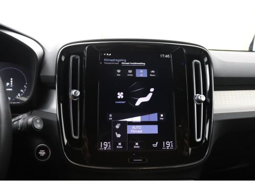 Volvo  XC40 T4 Recharge R-Design Expression | Adaptieve Cruise control | Stoel en stuurwielverwarming | LED |... ActivLease financial lease