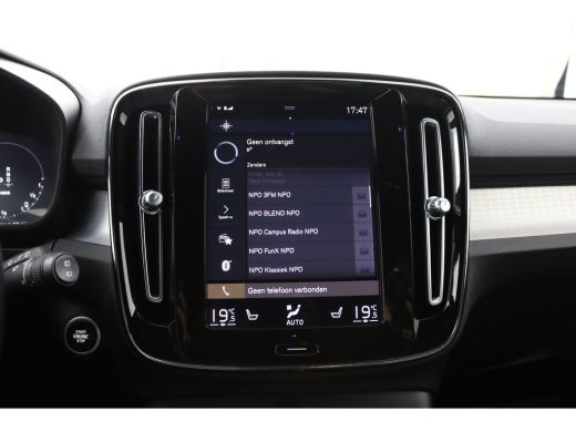 Volvo  XC40 T4 Recharge R-Design Expression | Adaptieve Cruise control | Stoel en stuurwielverwarming | LED |... ActivLease financial lease