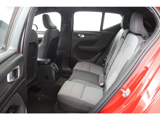 Volvo  XC40 T4 Recharge R-Design Expression | Adaptieve Cruise control | Stoel en stuurwielverwarming | LED |... ActivLease financial lease