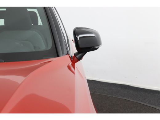 Volvo  XC40 T4 Recharge R-Design Expression | Adaptieve Cruise control | Stoel en stuurwielverwarming | LED |... ActivLease financial lease