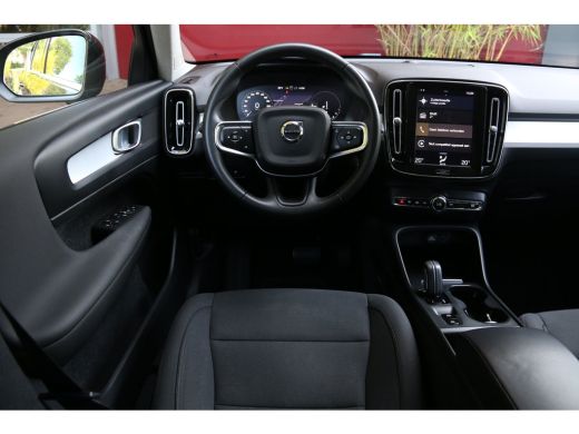 Volvo  XC40 1.5 T5 Recharge Business Pro | Camera | Keyless | Navigatie | 18" Velgen ActivLease financial lease