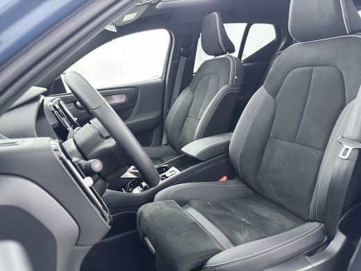 Volvo  XC40 T5 Recharge Ultimate Dark | 19" Allseason | Panoramadak | Trekhaak | Harman Kardon | Elektr. vers... ActivLease financial lease
