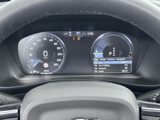 Volvo  XC40 T5 Recharge Ultimate Dark | 19" Allseason | Panoramadak | Trekhaak | Harman Kardon | Elektr. vers... ActivLease financial lease