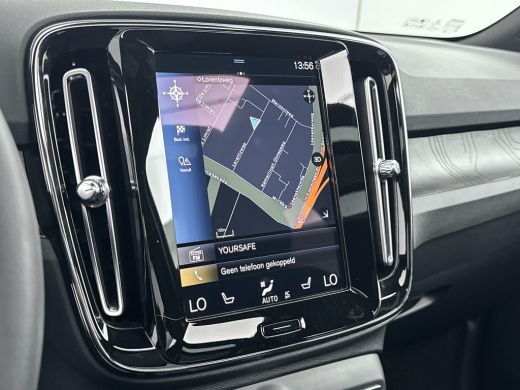Volvo  XC40 T5 Recharge Ultimate Dark | 19" Allseason | Panoramadak | Trekhaak | Harman Kardon | Elektr. vers... ActivLease financial lease