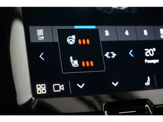 Volvo  XC60 2.0 T6 Plug-in hybrid AWD Ultimate Bright | Luchtvering | Panoramadak | Harman/Kardon | 360 Camer... ActivLease financial lease