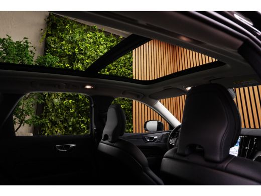 Volvo  XC60 2.0 T6 Plug-in hybrid AWD Ultimate Bright | Luchtvering | Panoramadak | Harman/Kardon | 360 Camer... ActivLease financial lease