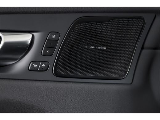 Volvo  XC60 2.0 T8 Plug-in hybrid AWD Ultra Black Edition - Facelift MY26 | Luchtvering | Harmon Kardon | S/K... ActivLease financial lease